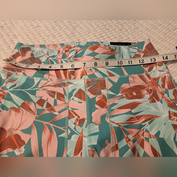 Ocean + Coast Leggings - Picture 7 of 10